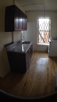 Rented by Metro Prop NY Corp | media 9