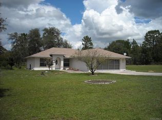 7691 N Fountainhead Dr, Citrus Springs, FL 34433