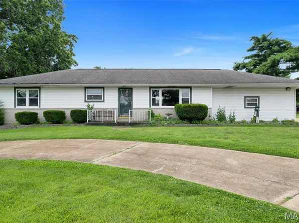 4124 Green Park Rd, Saint Louis, MO 63125