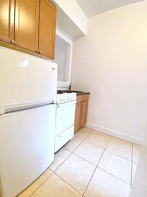 Rented by Manhattan Spaces | media 11