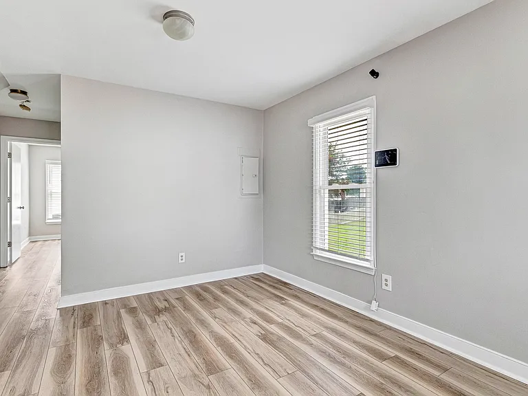 6402 Sledds Lake Rd — Photo 16