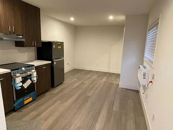 2nd image of 1359A-1359A Hollyburne Ave #A