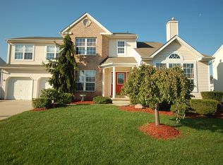 12 Tina Ln, Burlington, NJ 08016