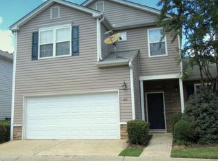 319 W Oaks Trl, Woodstock, GA 30188