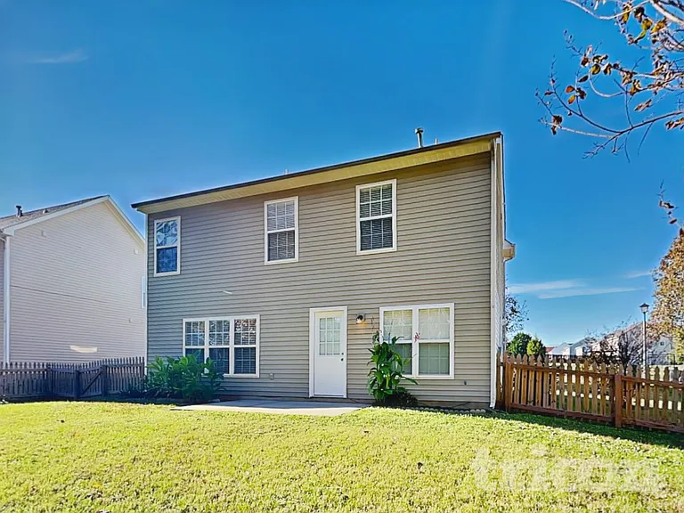 7310 Ravanna Dr — Photo 15
