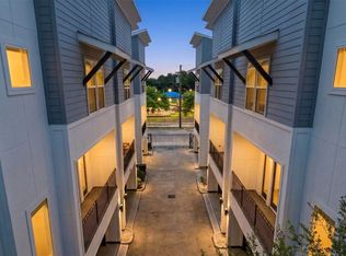 903 Quitman St #B, Houston, TX 77009