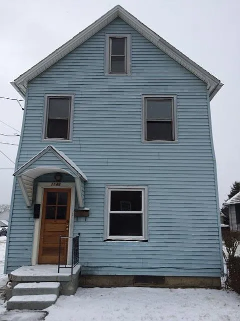 1146 Wallis Ave photo 1