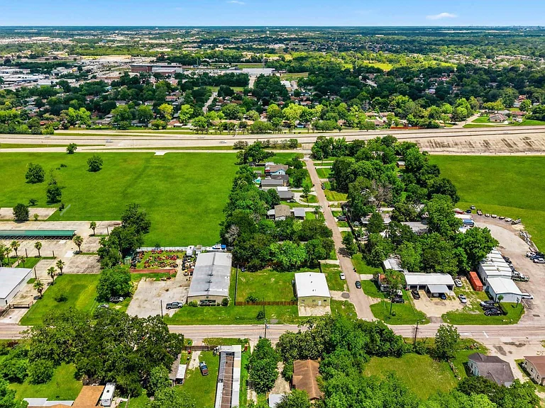 516 Cedar Bayou Rd — Photo 15