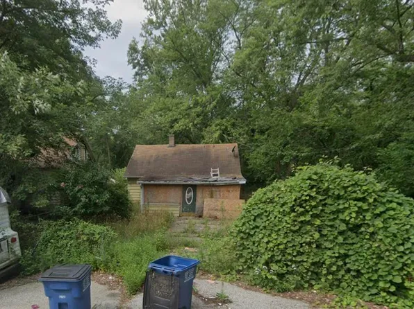 123 Silver Lake Ave, Michigan City, IN 46360