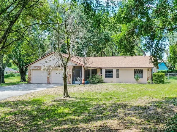 5825 Lake Emma Ct, Groveland, FL 34736