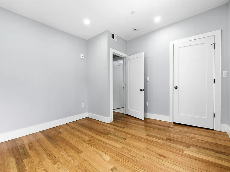 30 Campbell Ave #2 — Photo 13