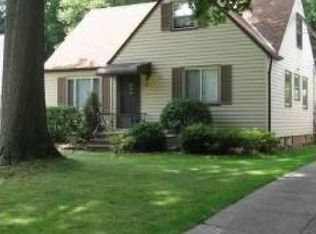 3856 W 227th St, Fairview Park, OH 44126