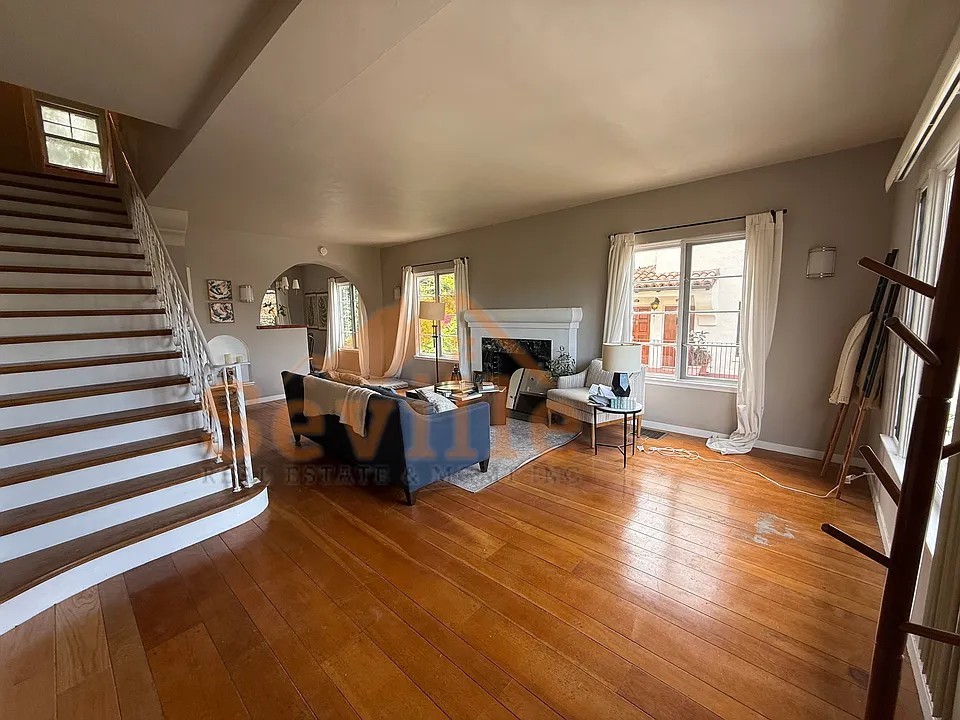 31 Excelsior Ct #31