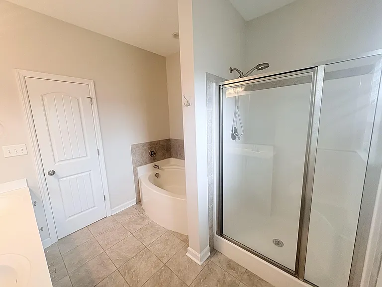 604 Drummond Grove Ln — Photo 26