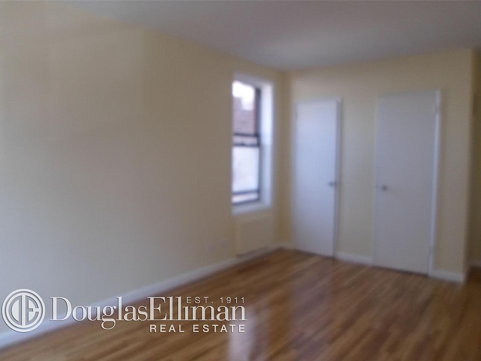 2nd image of 4125 Case St APT 2K