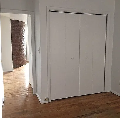 Rented by Brooklyn Bridge | media 9