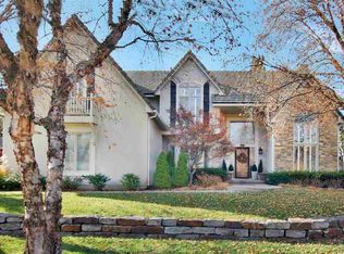 1035 N Woodridge Dr, Wichita, KS 67206
