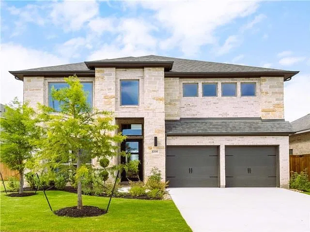 4 bed, 3.5 bath, 2599 sqft, $3,250 — Photo 3