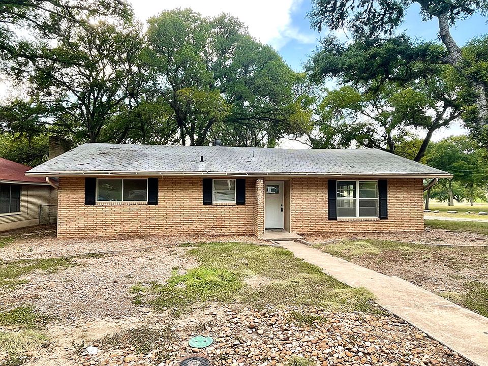 1st image of 1001 Nancy Beth Dr