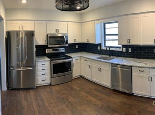 14209 S Sycamore Dr, Olathe, KS 66062