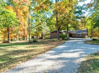 3050 Berry St, Paris, IL 61944