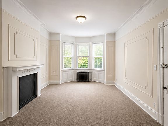 4th image of 28-24 36th St #2