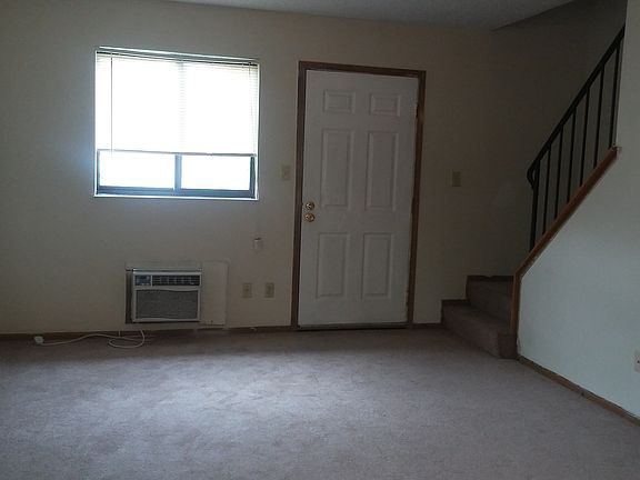 5th image of 2757 Wedge St