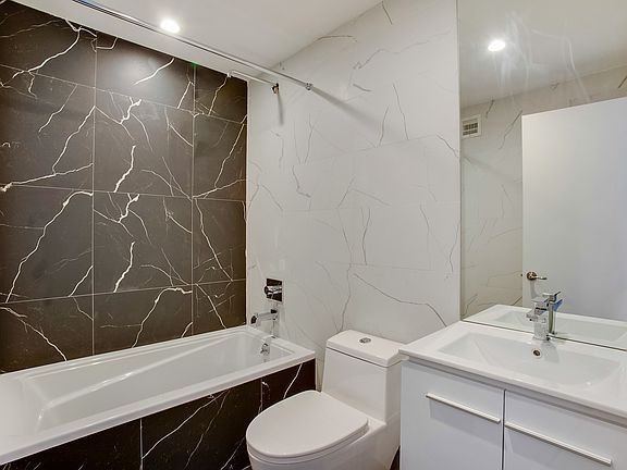 5th image of 53 S 11th St #6ADB
