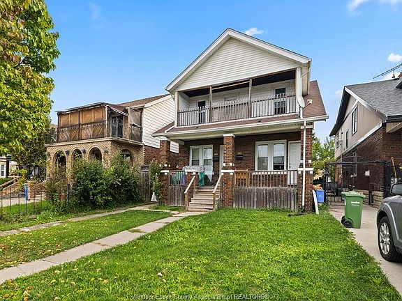 3rd image of 1044 Parent Ave