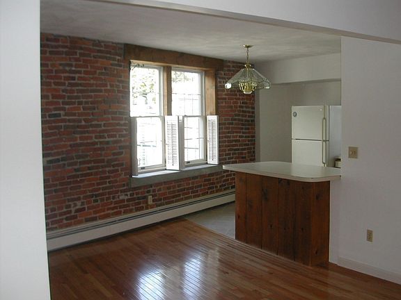 dining/kitchen