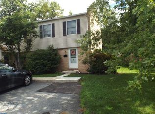 12 Pine Crest Vlg, Pine Grove, PA 17963