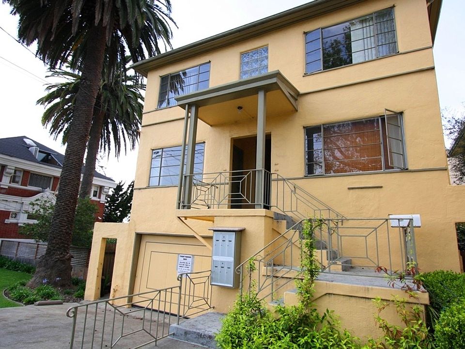 1st image of 641 Oakland Ave APT E