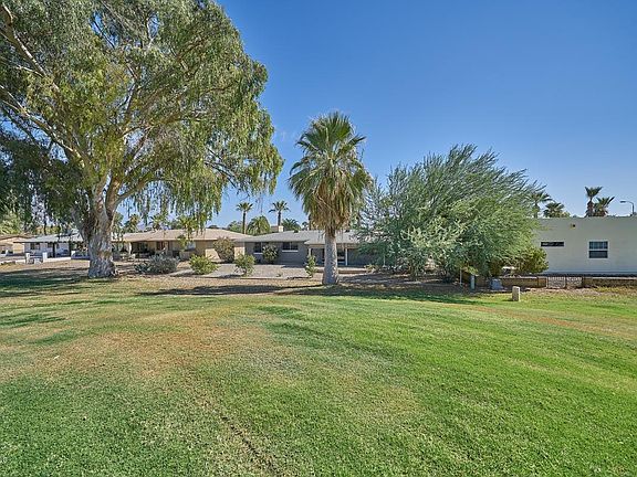 3rd image of 612 S Revolta Cir