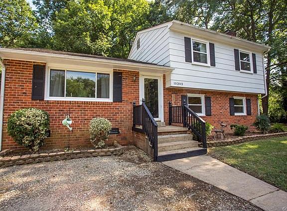 2nd image of 10303 Thornloe Ct