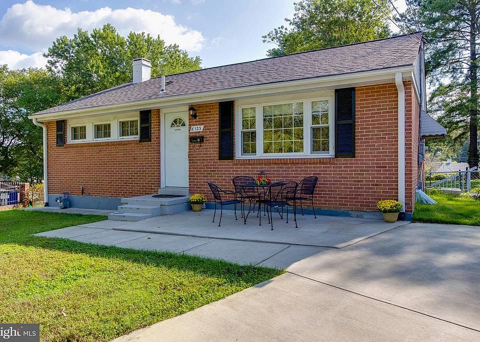 Great curb appeal