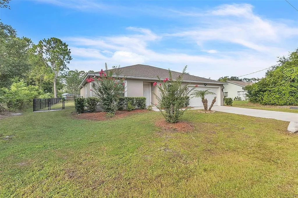 3 bed, 2.0 bath, 1552 sqft, $2,250 — Photo 3