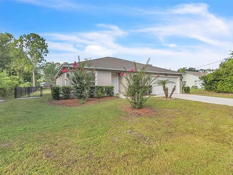 159 Persimmon Dr — Photo 3