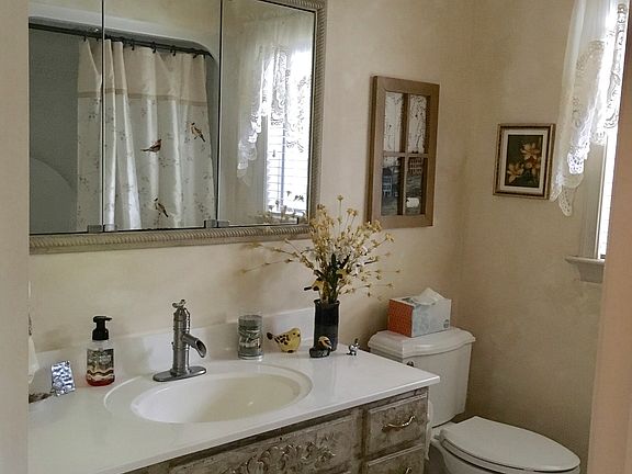 Guest bathroom