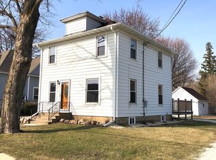 440 Madison St, Walworth, WI 53184