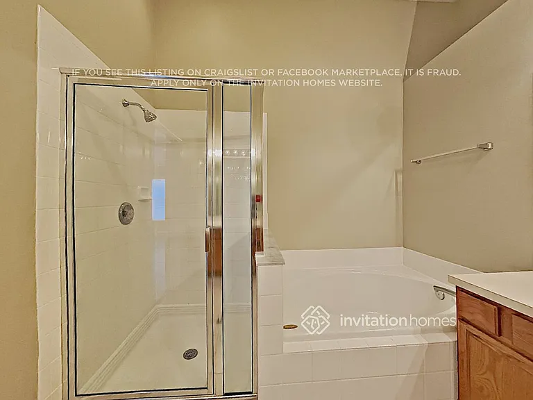 10218 Hunters Haven Blvd — Photo 13