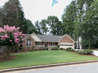 460 Hunt River Way, Suwanee, GA 30024