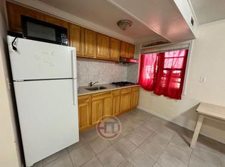 2258 Powell Ave, Bronx, NY 10462