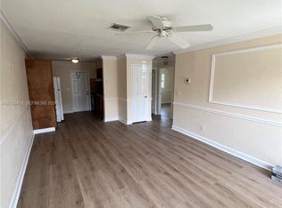 8701 NW 38th Dr #B-1, Pompano Beach, FL 33065