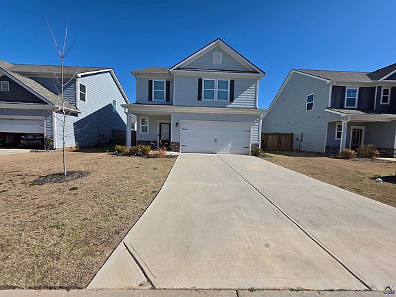 2nd image of 136 Red Birch Ln