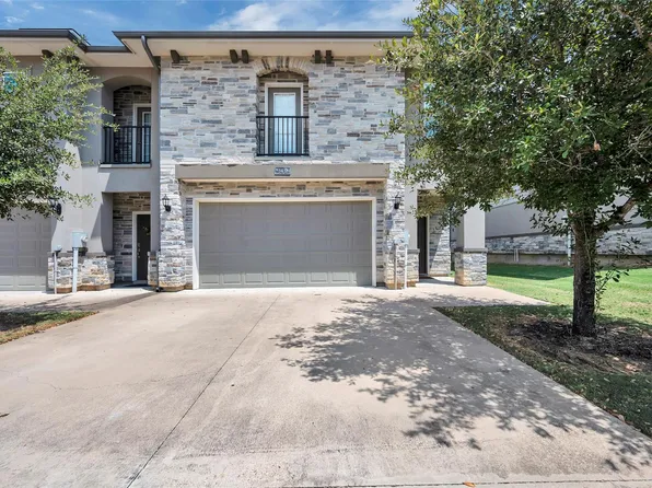 3431 Summerway Dr, College Station, TX 77845
