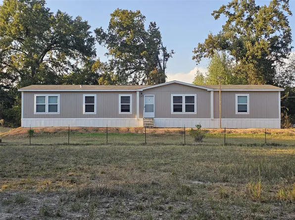 1161 County Road 1935, Mount Pleasant, TX 75455