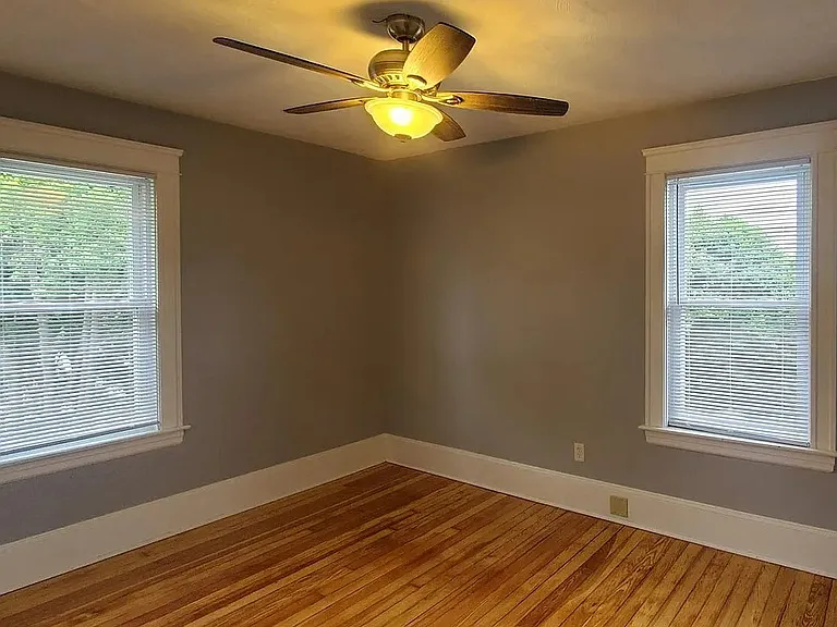 505 Grove St — Photo 7