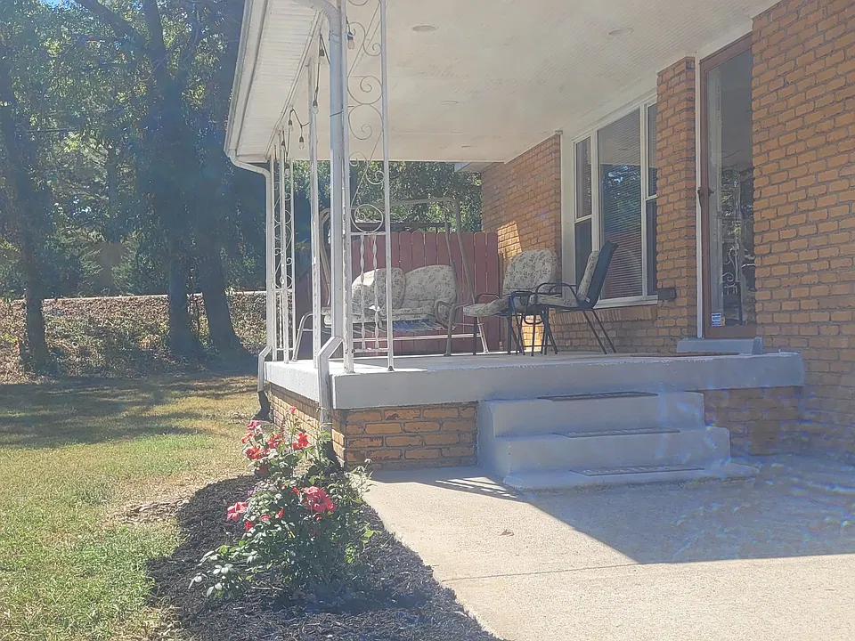 98 Curtiswood Dr