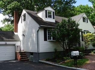 896 Galloping Hill Rd, Union, NJ 07083