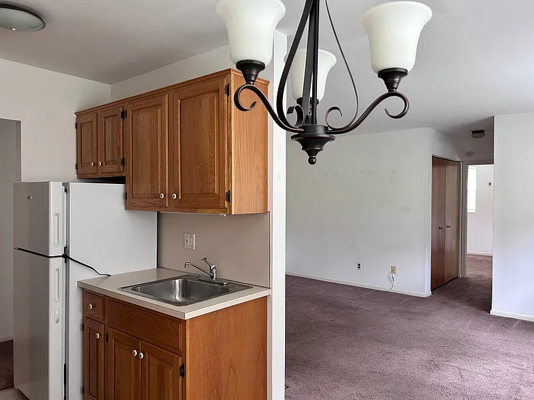 130 N 2nd St #ABC — Photo 12